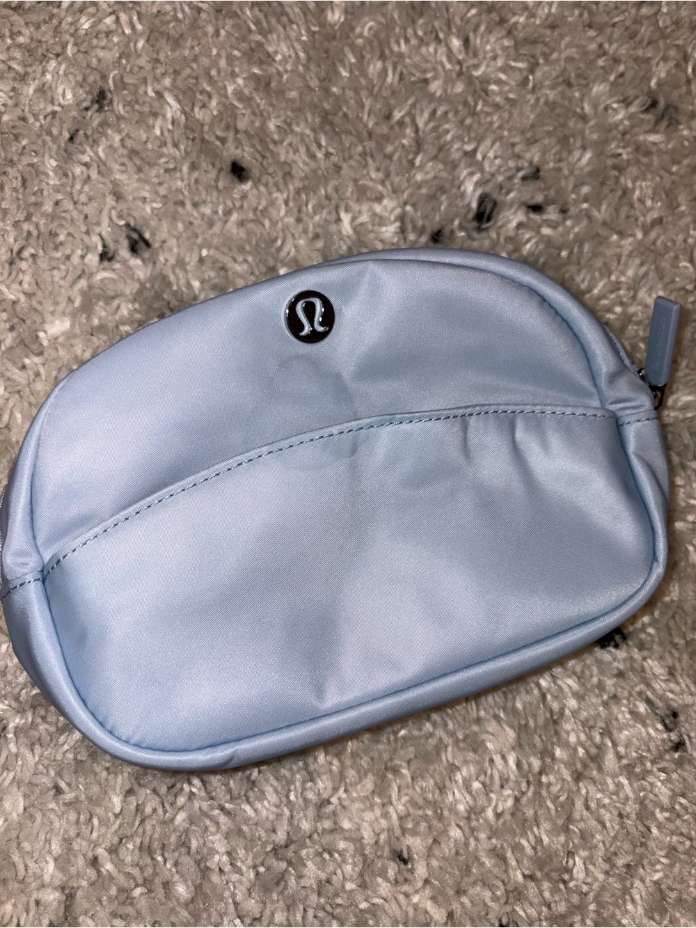 lululemon athletica Light Blue Cosmetic Bag citi essentials mini pouch